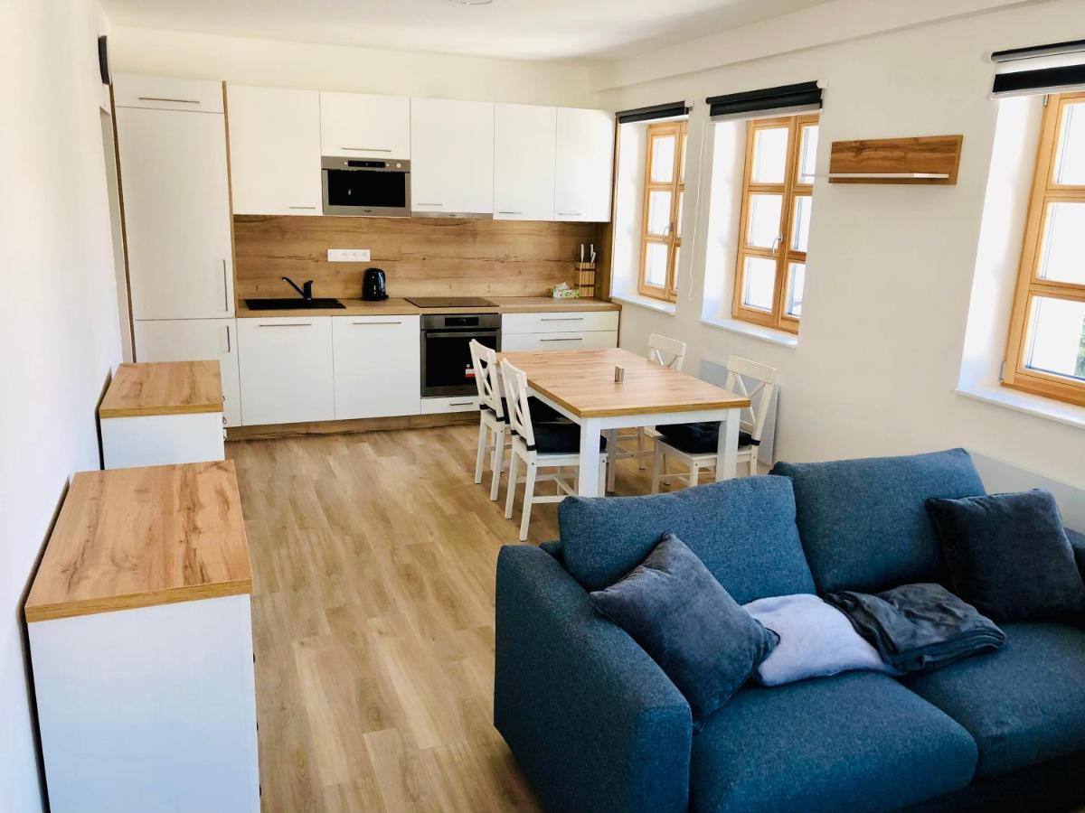 רוקיטניצה נאד איז'רו Residence Lysa Hora מראה חיצוני תמונה